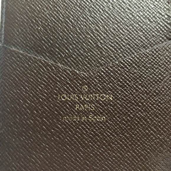 Louis Vuitton iPhone 8 Case with Fold Over Wallet - Picture 3 of 12